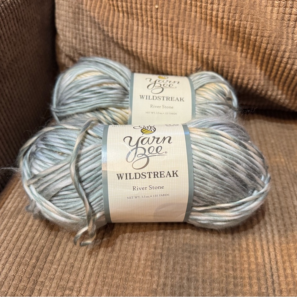 Acrylic Yarn Bundle - Yarn Bee